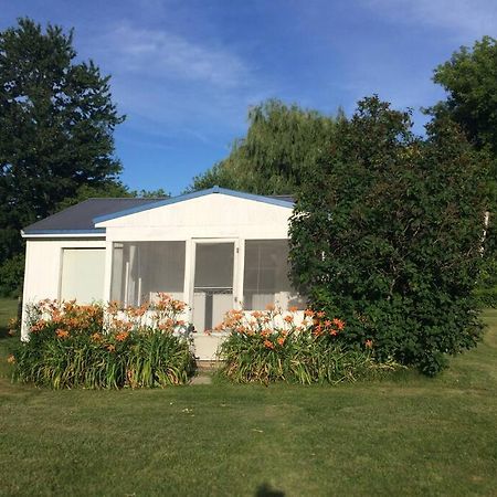 Inn At The Isles Cottage Isle la Motte Екстер'єр фото