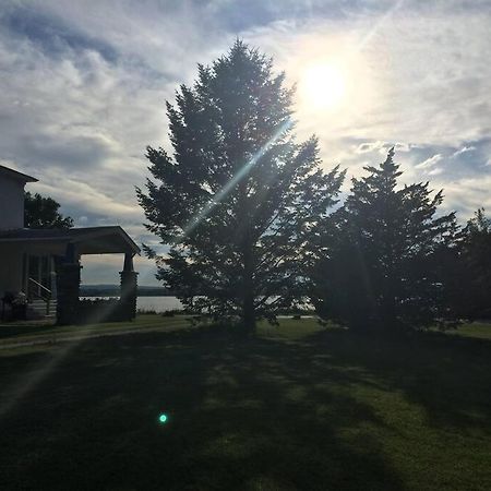 Inn At The Isles Cottage Isle la Motte Екстер'єр фото