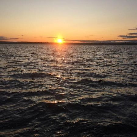 Inn At The Isles Cottage Isle la Motte Екстер'єр фото